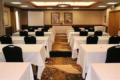 фото отеля Hampton Inn Edinburgh (Indiana)