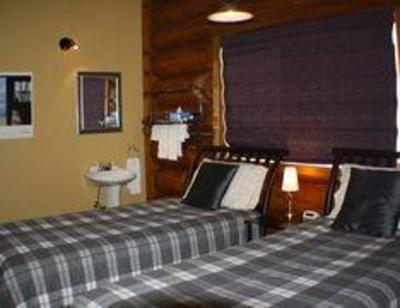фото отеля Inn on the Lake - Whitehorse