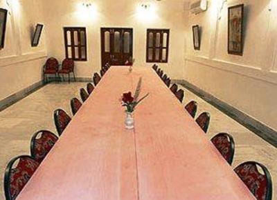 фото отеля WelcomHeritage Lal Niwas Hotel Phalodi