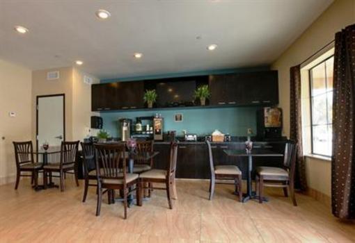 фото отеля Americas Best Value Inn Sulphur