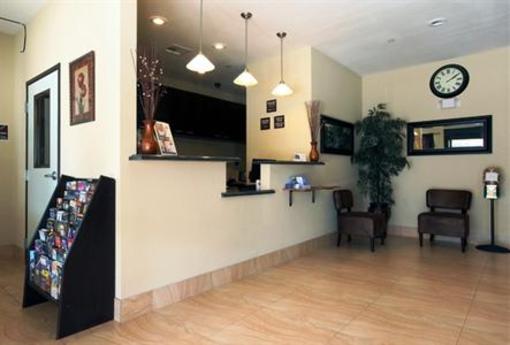 фото отеля Americas Best Value Inn Sulphur