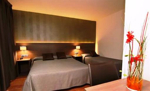 фото отеля Pension El Pekinaire Calella