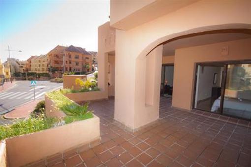 фото отеля Duquesa Village Apartments Manilva