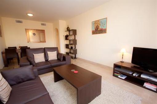 фото отеля Duquesa Village Apartments Manilva