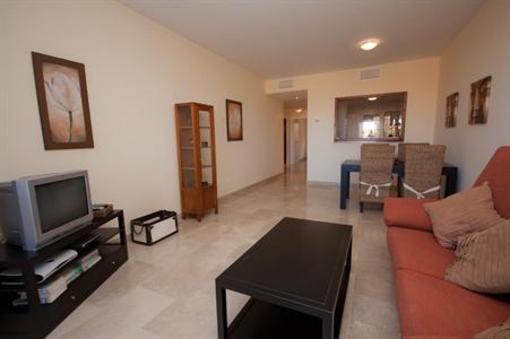 фото отеля Duquesa Village Apartments Manilva