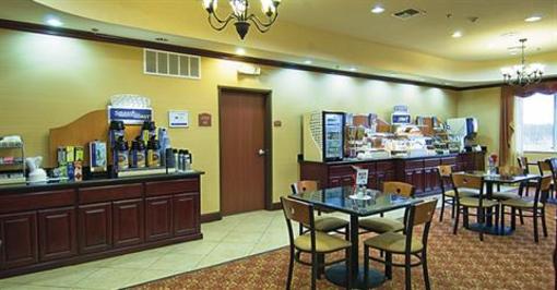 фото отеля Holiday Inn Express Hotel & Suites Terrell