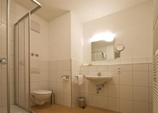 фото отеля Hotel Seegarten Uberlingen