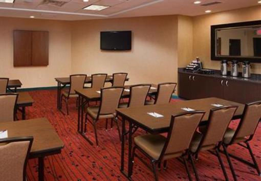 фото отеля Residence Inn Midland Marriot