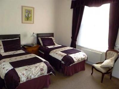 фото отеля Villa Marina Guest House Torquay