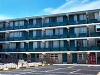 Sky View Manor Motel