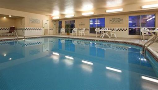 фото отеля Country Inn & Suites Davenport
