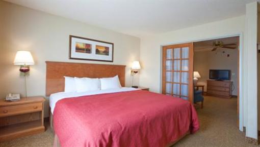 фото отеля Country Inn & Suites Davenport
