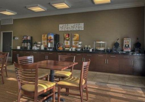 фото отеля Sleep Inn & Suites Cave City