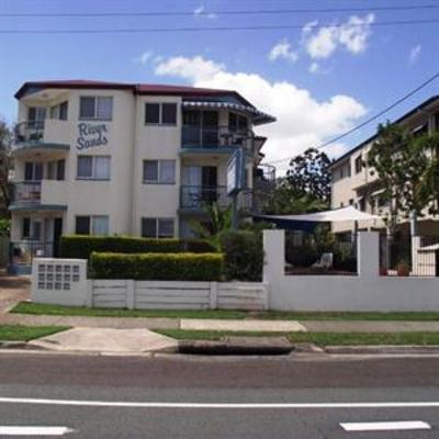фото отеля River Sands Holiday Apartments