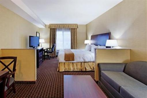 фото отеля Holiday Inn Express Hotel and Suites Newport