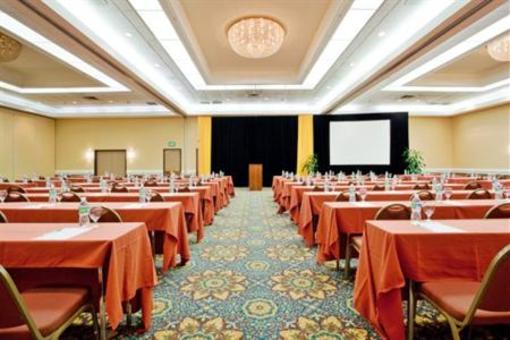 фото отеля Holiday Inn Roanoke Valley View