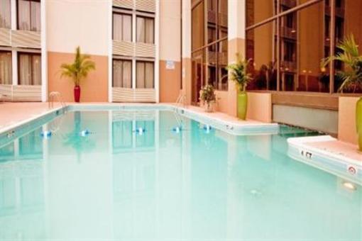 фото отеля Holiday Inn Roanoke Valley View
