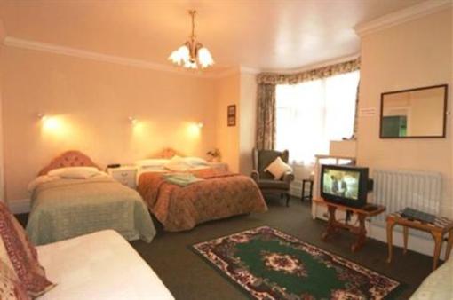фото отеля Lake View Guest House and Coffee Shop