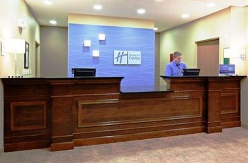 фото отеля Holiday Inn Express Devils Lake