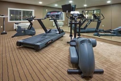 фото отеля Holiday Inn Express Devils Lake