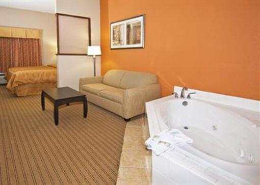 фото отеля Comfort Suites Panama City Beach