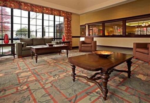 фото отеля Holiday Inn Lumberton