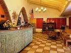 фото отеля Travelodge La Hacienda Airport