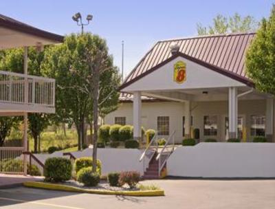 фото отеля Super 8 Motel Atlanta Northeast Chamblee