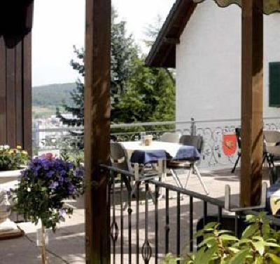 фото отеля Gasthaus Maien