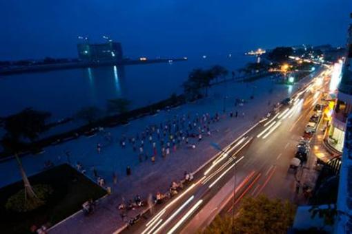 фото отеля Riverside Hotel Phnom Penh