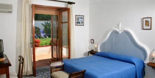 фото отеля Hotel Mediterraneo Anacapri