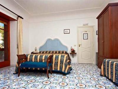 фото отеля Hotel Mediterraneo Anacapri