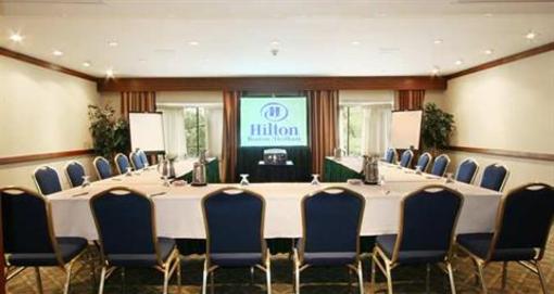 фото отеля Hilton Boston Dedham