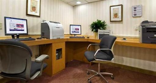 фото отеля Hilton Boston Dedham