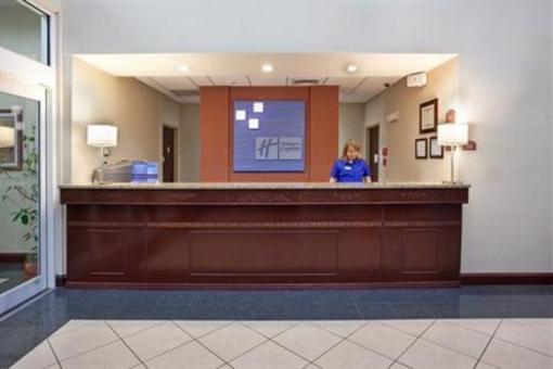 фото отеля Holiday Inn Express Hotel & Suites Commerce-Tanger Outlets