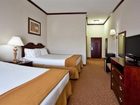 фото отеля Holiday Inn Express Hotel & Suites Commerce-Tanger Outlets