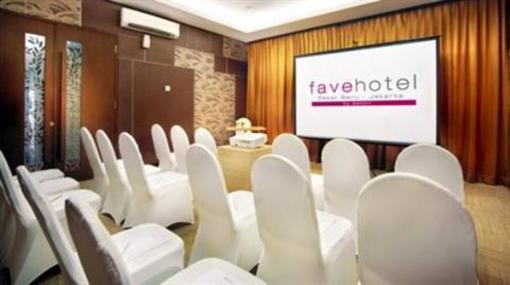 фото отеля Favehotel Pasar Baru