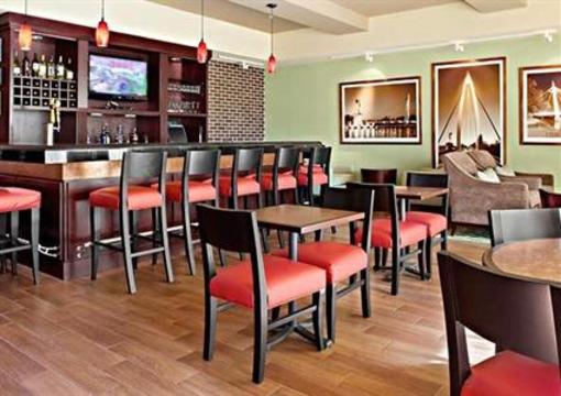 фото отеля Fairfield Inn & Suites Wichita Downtown