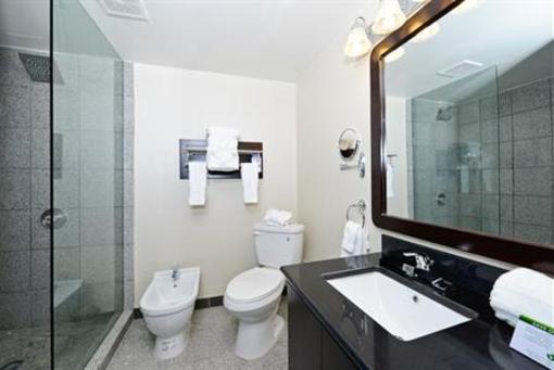 фото отеля Best Western Plus Lansing Hotel