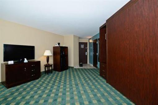 фото отеля Best Western Plus Lansing Hotel