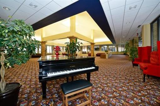 фото отеля Best Western Plus Lansing Hotel