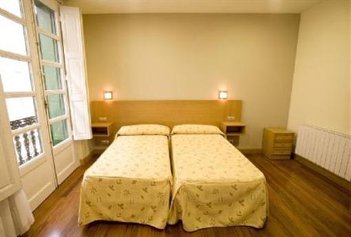 фото отеля Pension Roquefer Hotel Bilbao