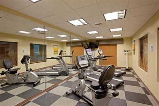 фото отеля Holiday Inn Express Hotel & Suites Malone