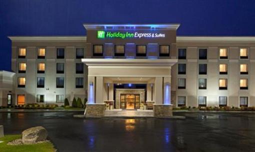 фото отеля Holiday Inn Express Hotel & Suites Malone