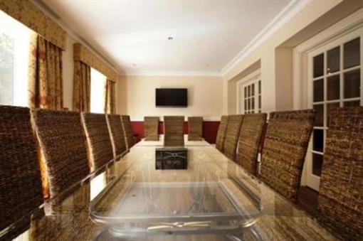 фото отеля Dower House Hotel Woodhall Spa