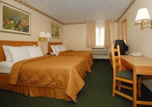 фото отеля Comfort Inn Peach Street Erie