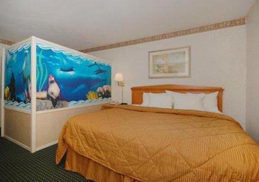 фото отеля Comfort Inn Peach Street Erie