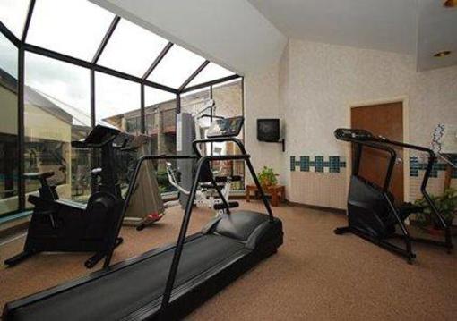 фото отеля Comfort Inn Peach Street Erie