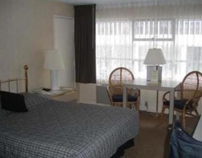 фото отеля Sixth Avenue Inn