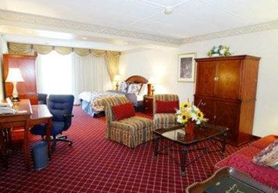 фото отеля Hotel Fort Wayne